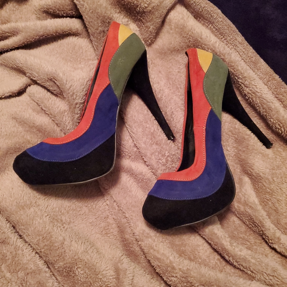 Platform pumps
